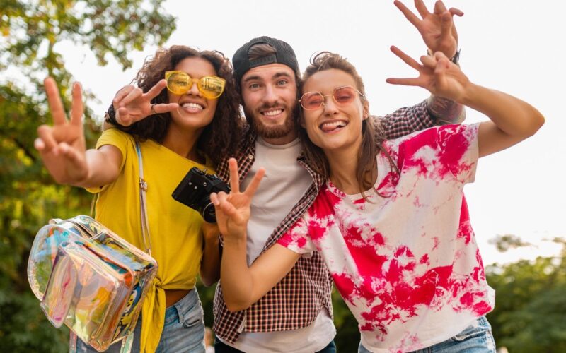 Megaofertas para estudiantes: las mejores promociones en tecnología, software y entretenimiento