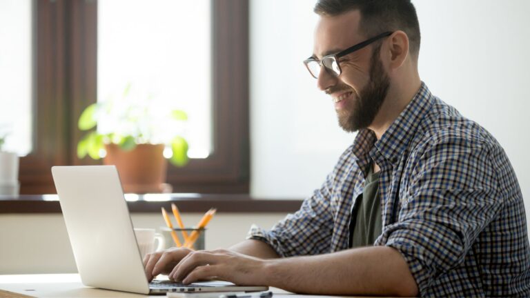 Cómo consultar las convocatorias de empleo público en la CNSC y SIMO